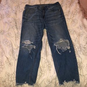 American Eagle Mom Jean!